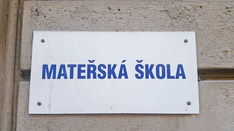 materskaskola标志