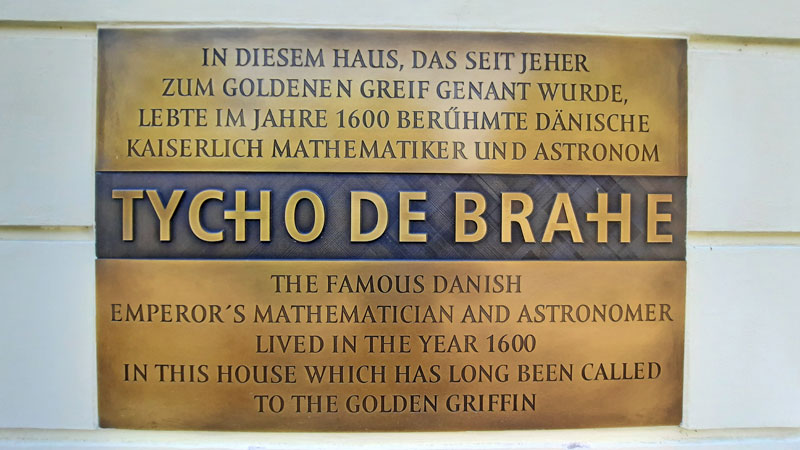stlaque11月1日 天文机Tycho Brahe曾住过