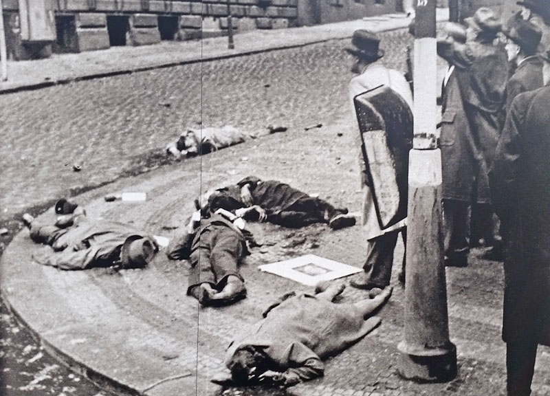流言平民1945年5月在街角开枪